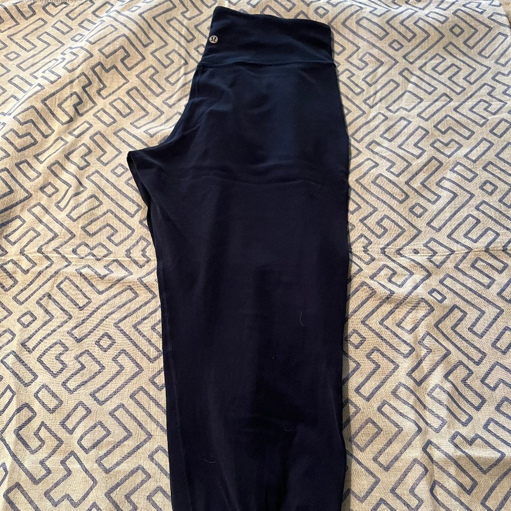 Lululemon Align cropped joggers